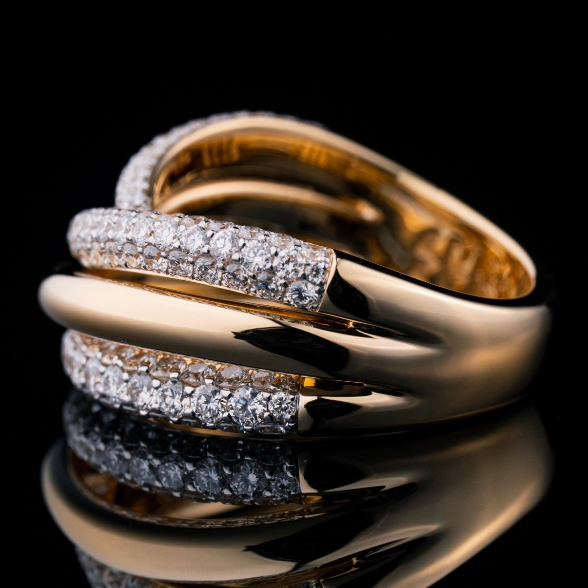 QUINTESENCIA RING